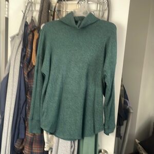 Women's Green Sweater